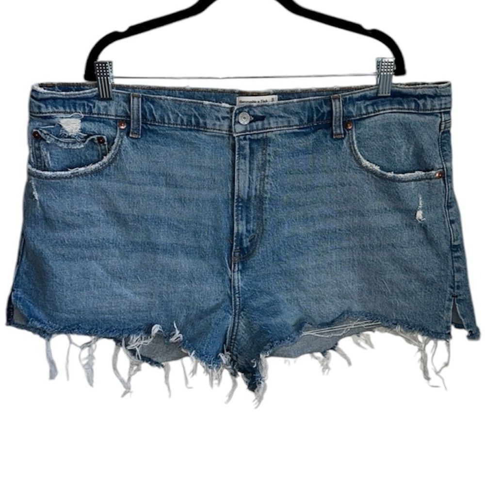 Abercrombie & Fitch A&F SIZE‎ 35 20 the mom short high rise waisted shorts denim